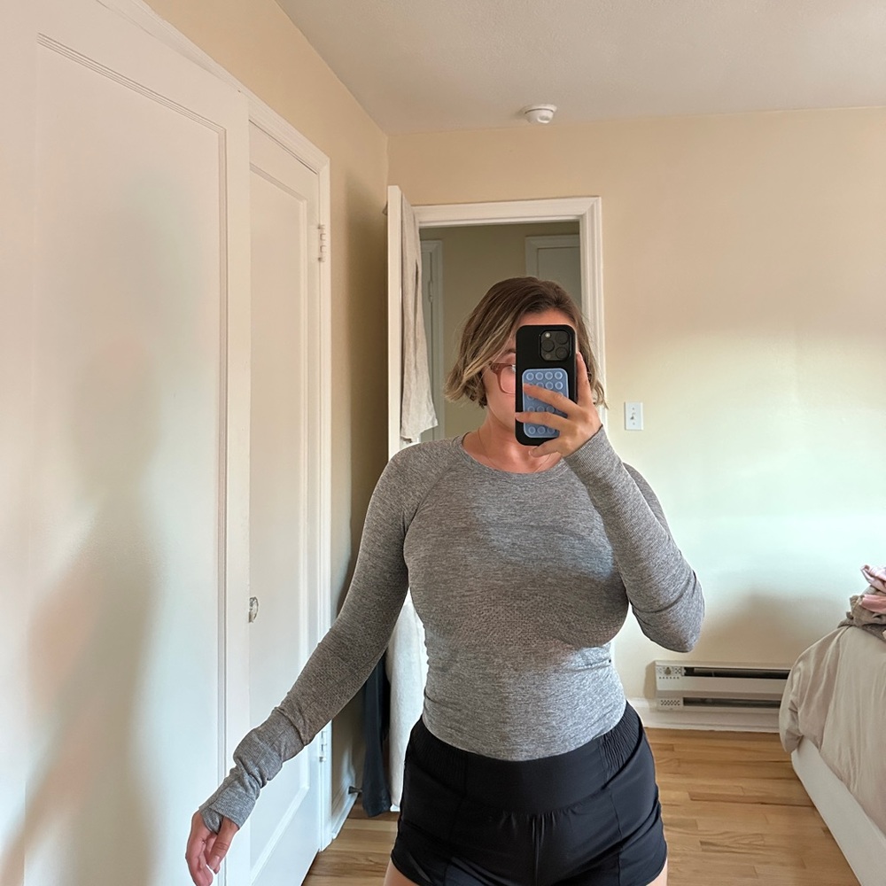 Lululemon Swiftly Tech Long-Sleeve Shirt 2.0 Waist Length